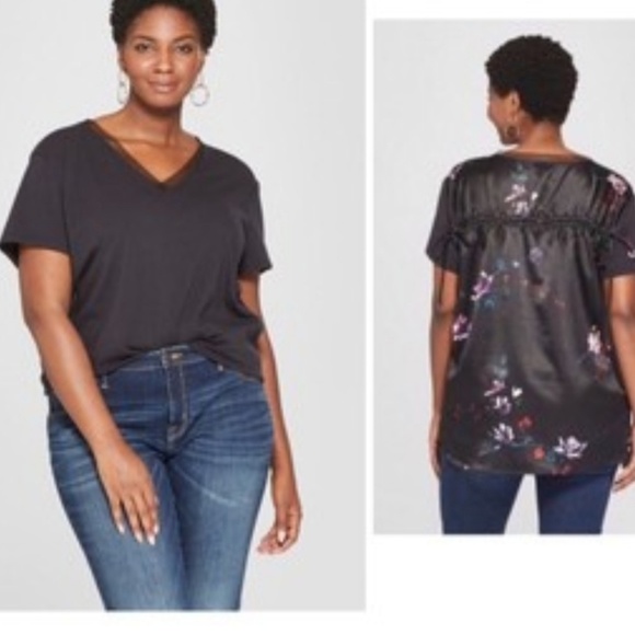 Plus size women's Black floral print top - Picture 2 of 5